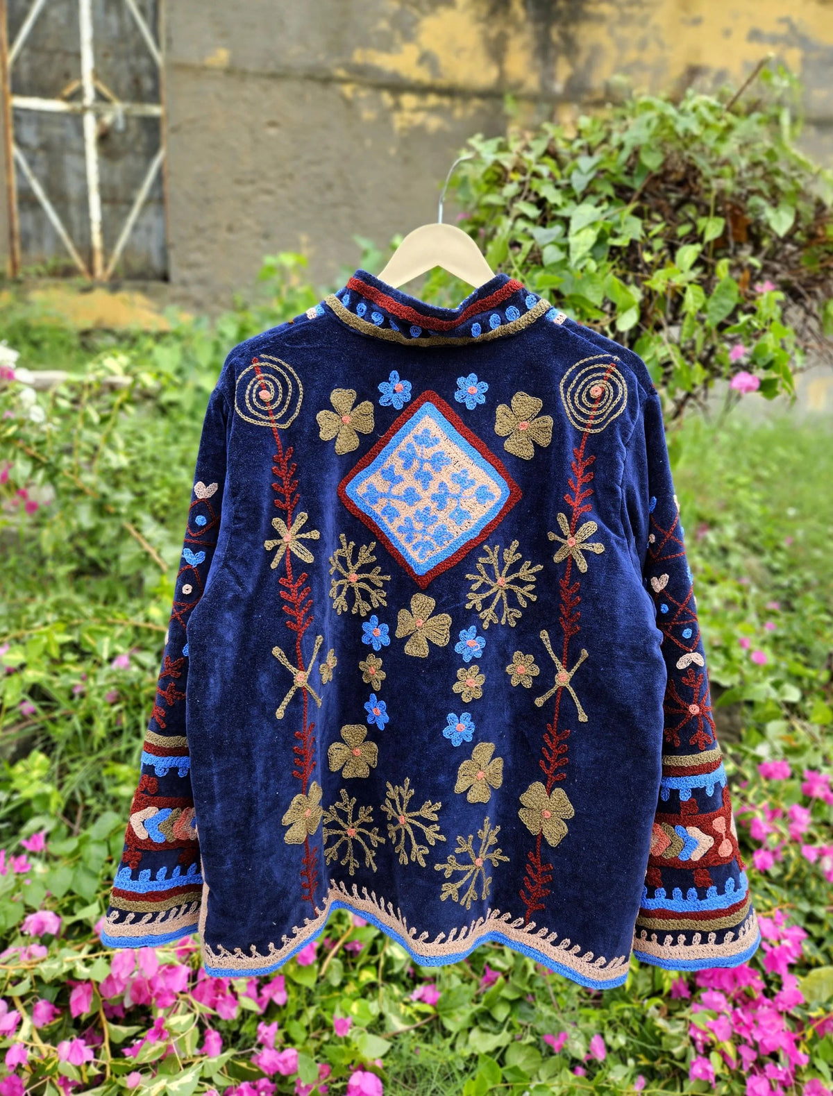 Trelzo Women's Velvet Suzani Jacket , Uzbek-Inspired Embroidered Long-Sleeve Outerwear
